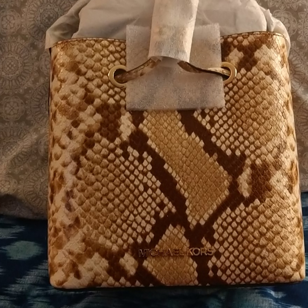 Michael kors handbag